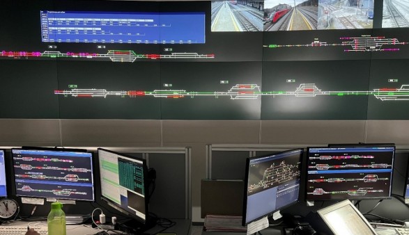 Modernizacija Centra za vodenje prometa Postojna in postavitev video stene za učinkovit pregled in nadzor vlakovnega prometa